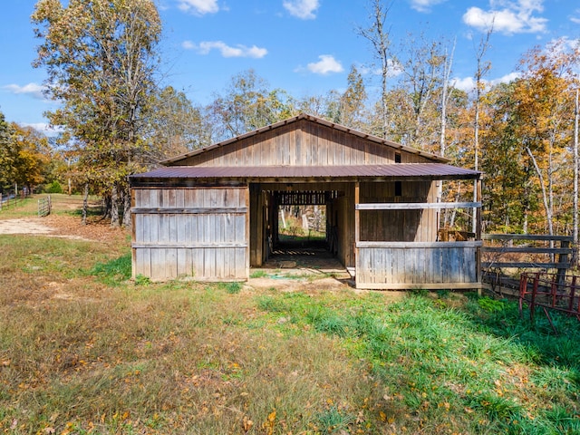 view of outdoor structure