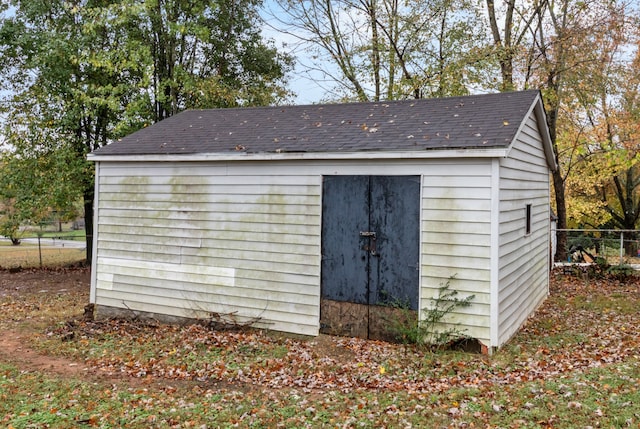 view of outdoor structure