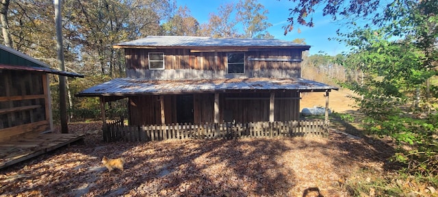 180 Mount View Estates Ln, Holladay, TN 38341 - back of property featuring a metal roof