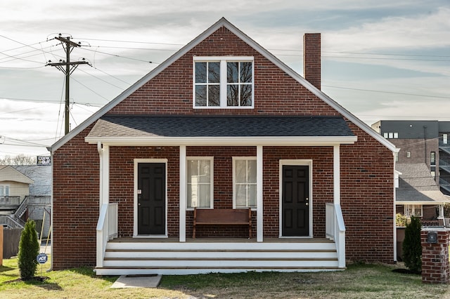 view of front facade with a porch