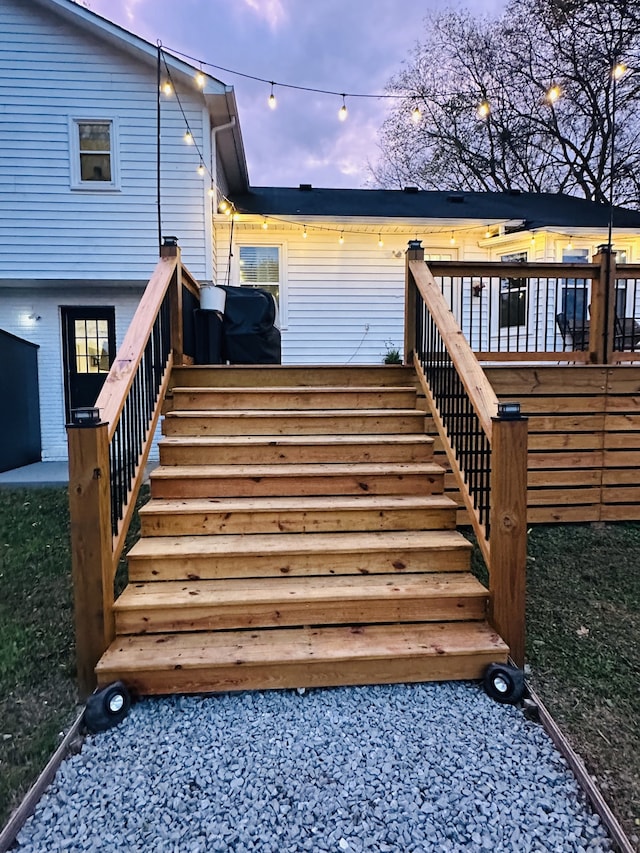 view of deck at dusk