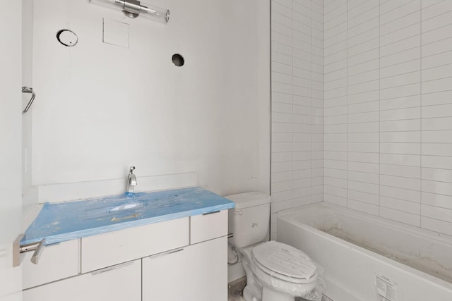 1016 W Trinity Ln Unit 19, Nashville, TN 37218 - bathroom featuring toilet, vanity, and  shower combination
