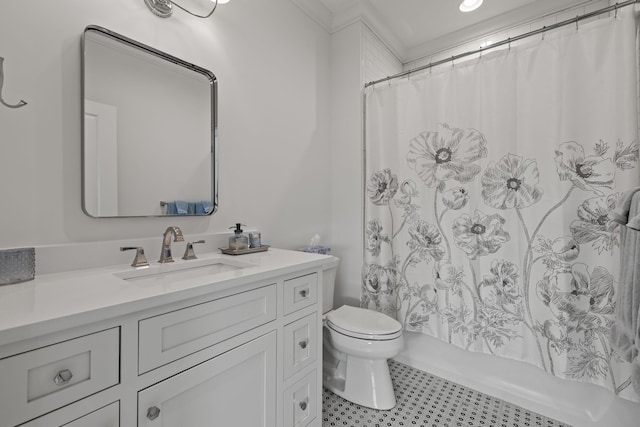 full bathroom with toilet, vanity, shower / bath combo with shower curtain, and crown molding