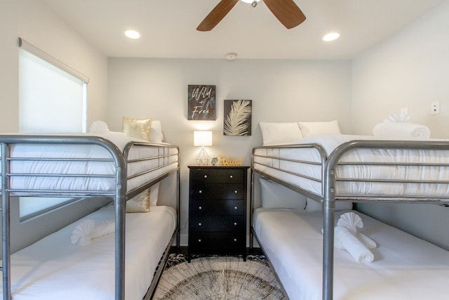 bedroom featuring ceiling fan