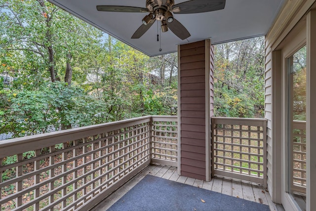 balcony with ceiling fan