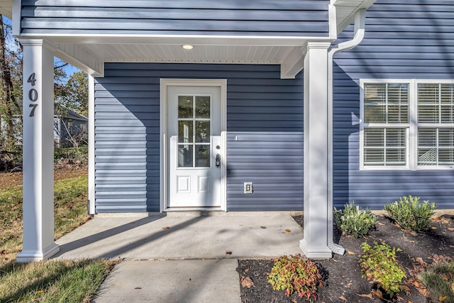 view of property entrance