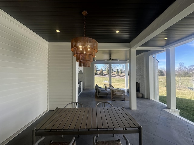 view of sunroom / solarium