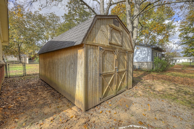 view of outbuilding