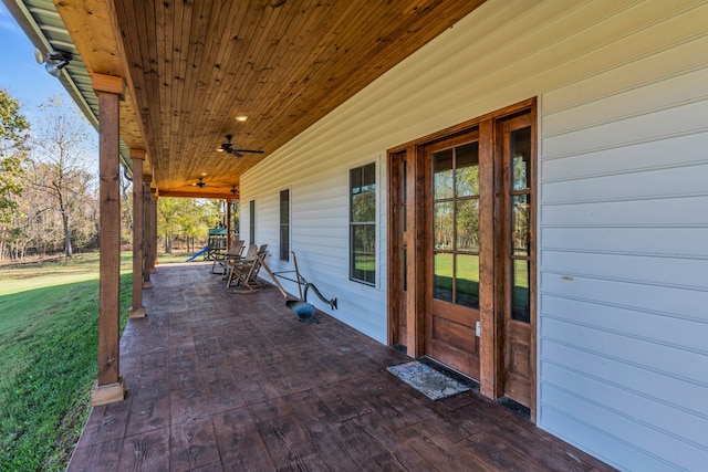 view of patio featuring ceiling fan and covered porch