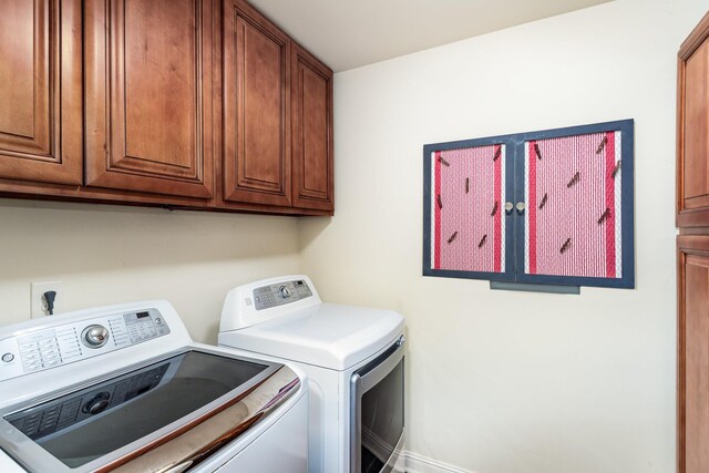 884 Pinnacle Hill Rd, Kingston Springs, TN 37082 - washroom featuring washer and clothes dryer and cabinet space
