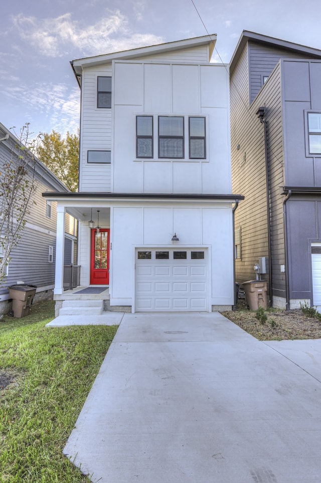 view of front of house featuring a garage