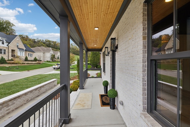 view of patio / terrace with covered porch