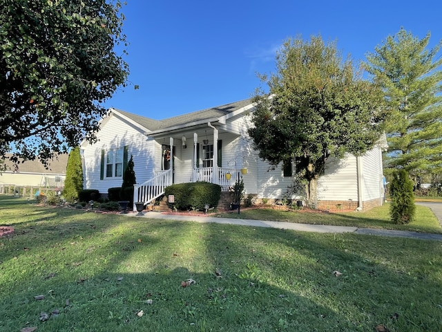 view of front of home featuring a porch and a front yard