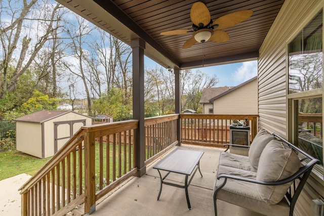 balcony with ceiling fan