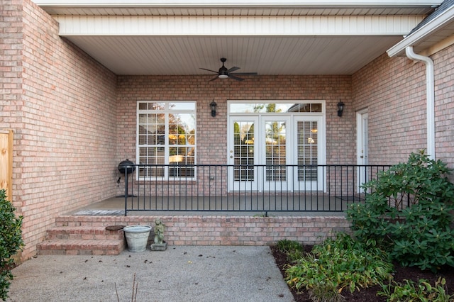 view of patio / terrace featuring covered porch and ceiling fan