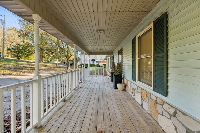 deck with covered porch