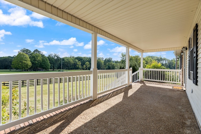 view of patio / terrace with covered porch