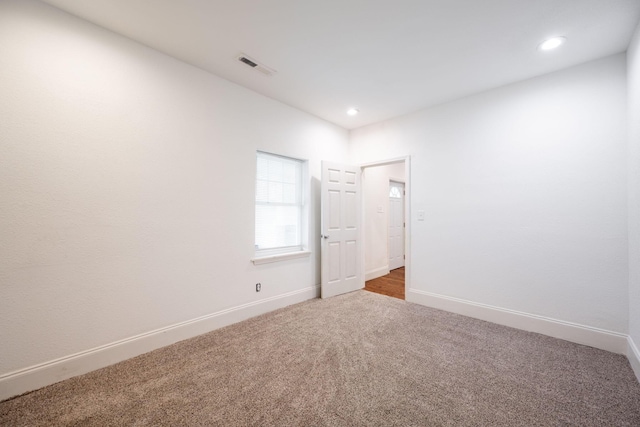800 Tunnel Blvd, Chattanooga, TN 37406 - carpeted spare room with recessed lighting and baseboards