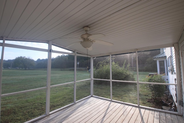 60 Riddle Rd, Shelbyville, TN 37160 - unfurnished sunroom featuring ceiling fan