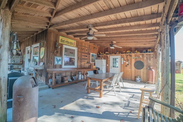 view of patio with ceiling fan