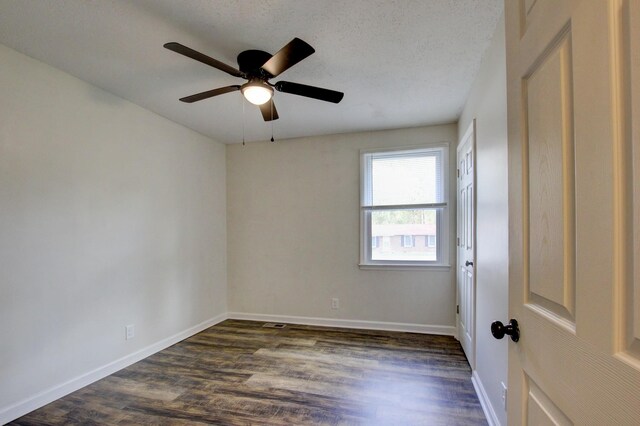 402 Lillie Belle Ln, Clarksville, TN 37042 - photo 8
