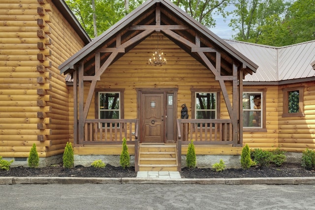 view of front of property featuring covered porch