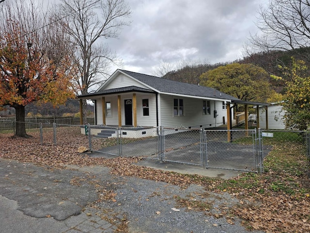 view of front of house featuring a porch