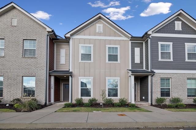 view of townhome / multi-family property