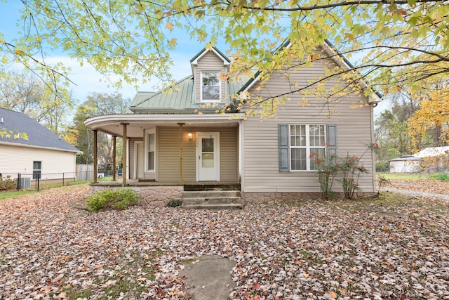 view of front of property with covered porch