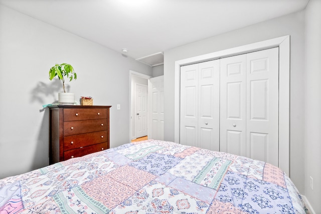 bedroom featuring a closet