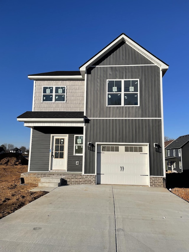 view of front of home featuring a garage