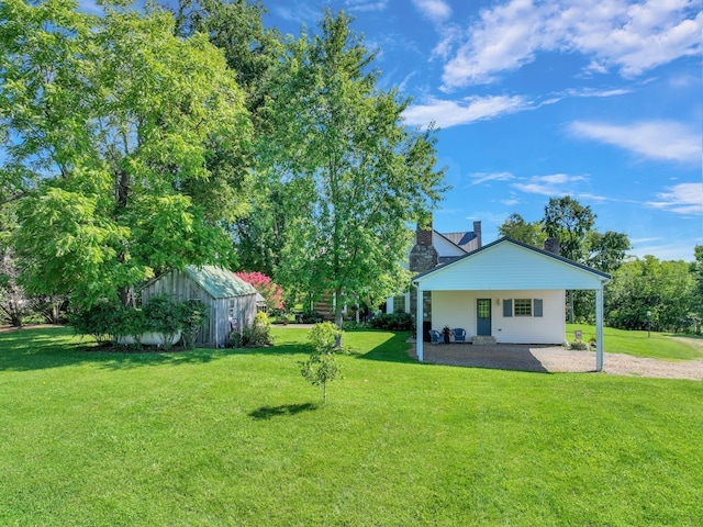 view of yard with a patio area