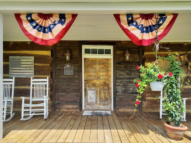 property entrance with a porch