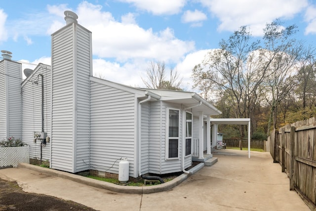 view of property exterior