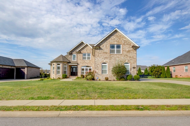 view of front of house with a front lawn