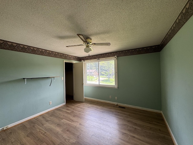 503 Pollard Dr, Clarksville, TN 37042 - photo 11