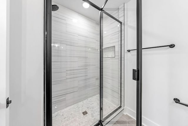 6 Charleston Cv, Clarksville, TN 37043 - full bath featuring a shower stall, tile patterned flooring, and recessed lighting