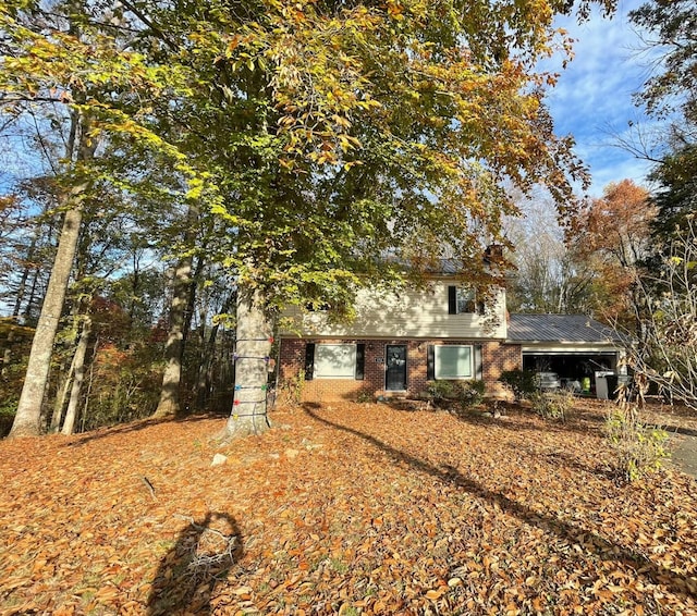 view of front of property