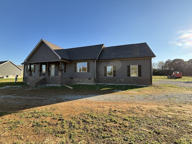 view of front of home with a front lawn