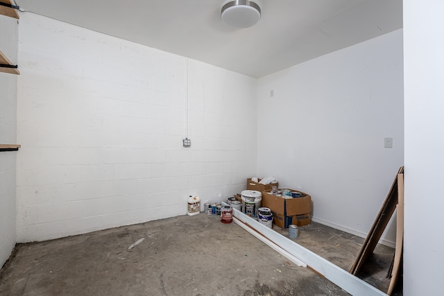 empty room featuring concrete floors