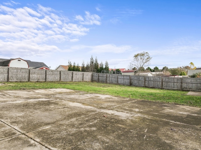 view of yard with a patio area