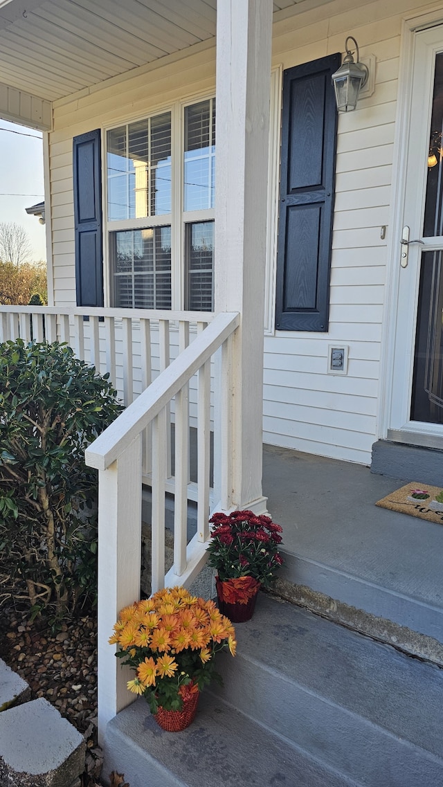 property entrance with a porch