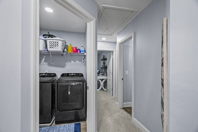 laundry room featuring carpet and independent washer and dryer