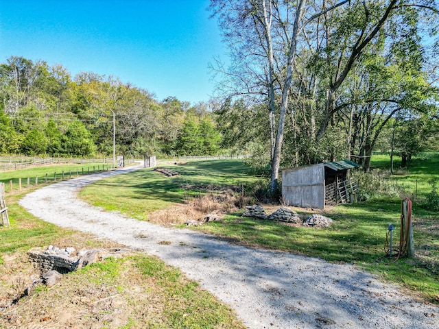 view of property's community featuring a rural view