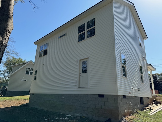 view of home's exterior