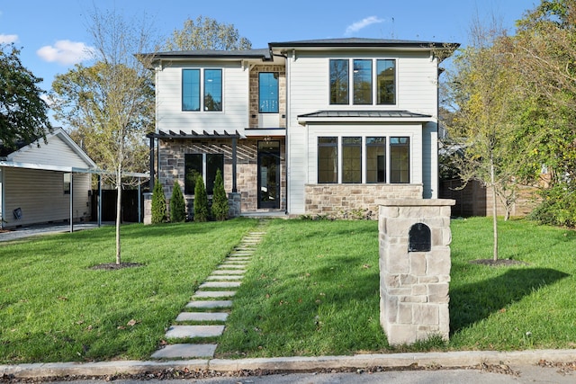 view of front of house with a front lawn