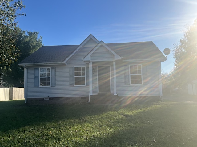 view of front of home with a front lawn