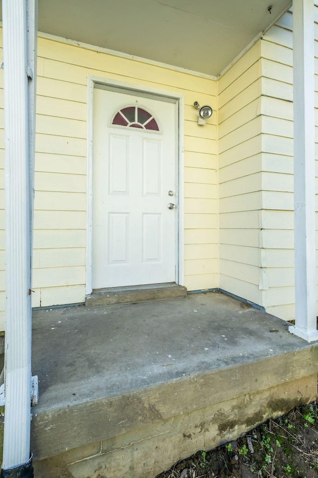 view of property entrance