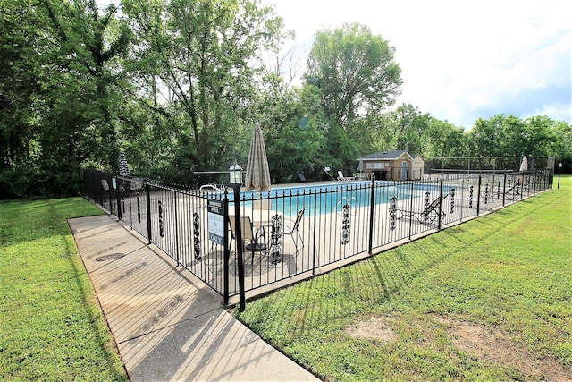 1406 Ottawa Pl, Murfreesboro, TN 37129 - community pool with a patio area and view of scattered trees