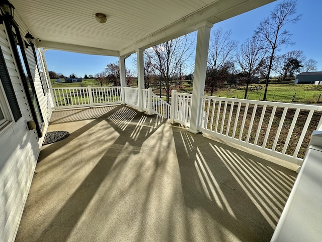 view of patio / terrace with covered porch